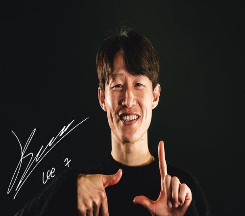 官方：美因茨與33歲韓國國腳李在城續(xù)約