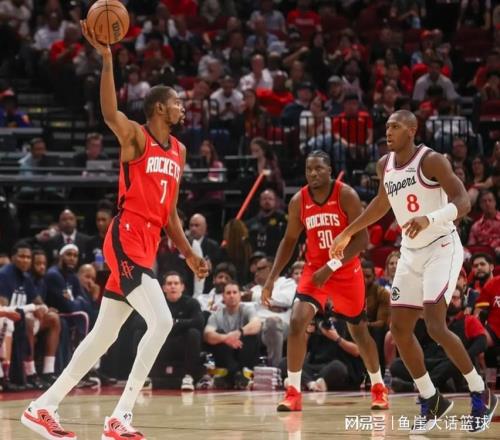 NBA最新排名出爐！火箭給一隊(duì)送大禮，湖人漁翁得利，騎士聯(lián)盟第2
