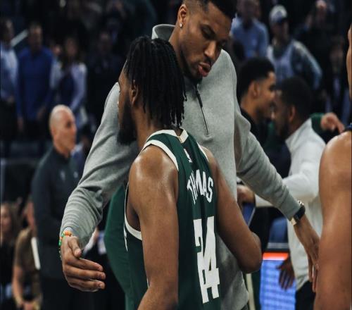 剛被追夢噴完就爆發(fā)！托馬斯25分鐘34分老里點贊休媒：斯通失算