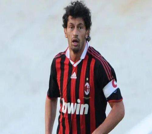 卡拉澤丨因扎吉連10個顛球都做不到，但