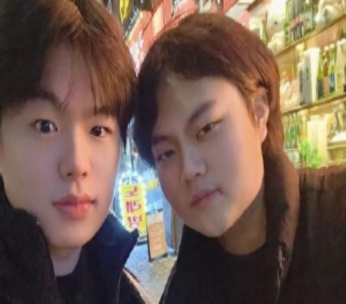 LNG打野Guwon曬照：在韓國度假中！和Smas選手吃了頓飯非常開心