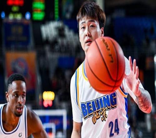 引發(fā)眾怒！首鋼王牌后衛(wèi)發(fā)表不當(dāng)言論被CBA重罰，停賽3場+罰款5萬