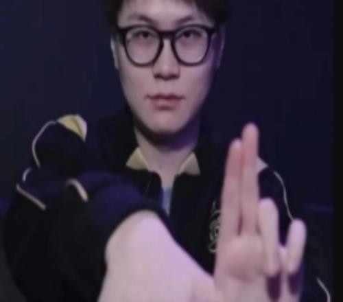 Meiko發(fā)布觀看EDG瓦分部比賽Vlog：給EDG加油的一天