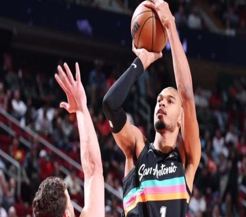 基本鎖3.3億頂薪，最強天賦狀元打破NBA紀(jì)錄！聯(lián)盟門面確實該換了