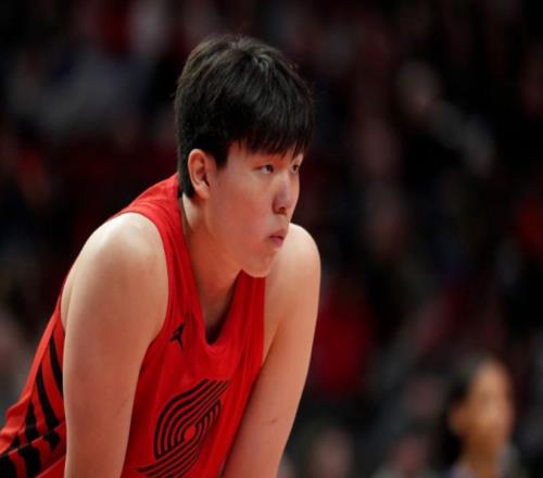 楊瀚森掙扎!開拓者三殺爵士,克林根轟23分18板,小文斯慘遭驅逐