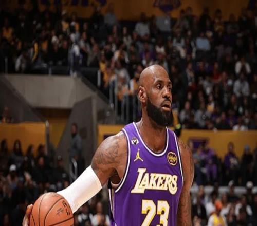 湖人大勝獨(dú)行俠！老詹三雙帶隊，里弗斯+眾將齊爆，肯納德地位低