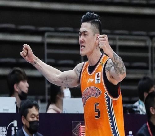 記者：劉錚和古德溫備戰世亞預，洛夫頓、懷特塞德、弗格回美休假