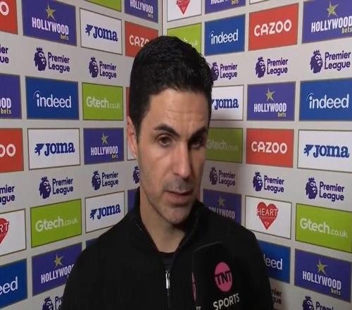 阿爾特塔：每當被迫將球解圍出邊線時，那就像是在賭場里下注