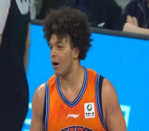 逼廣東隊留下薩林杰！上海雙塔打爆山西男籃，朱芳雨還要簽人