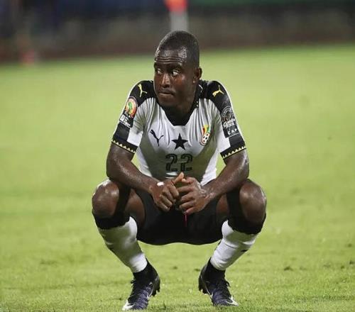 阿奇聯(lián)手斯坦丘！申花外援踢得很別扭，連滬大戰(zhàn)英博爭取3分帶走