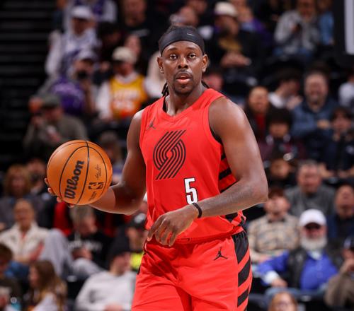 逆轉大勝！霍勒迪31+9+7，森薩博28+4，快船很無奈：西部第九易主