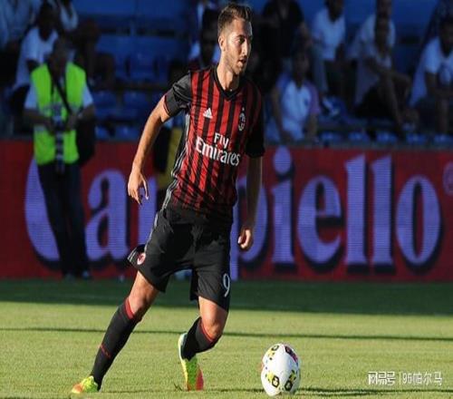 被托蒂教訓(xùn)的流星，在羅馬0出場(chǎng)，在米蘭是玻璃人，28歲身價(jià)60萬