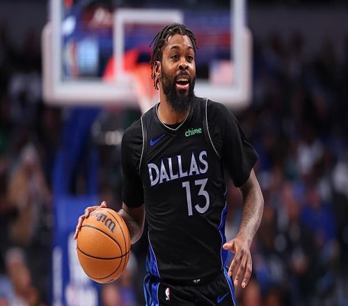 湖人也防不住他的拋投！可惜獨行俠鋒線大將很難起到更大的作用