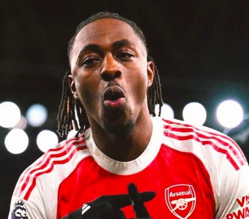 6750萬鎊埃澤16場球荒，6400萬塞梅尼奧8場造7球，阿爾特塔差在哪