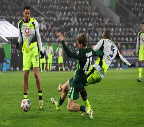 德甲：多特蒙德分心歐冠，美因茨客場(chǎng)搶分有望多特蒙德VS美因茨