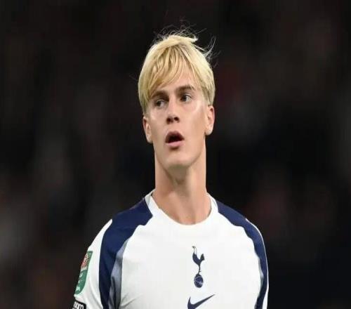 TA：切爾西、維拉冬窗問(wèn)價(jià)遭拒，熱刺拒放貝里瓦爾離隊(duì)