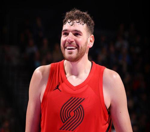 克林根創(chuàng)56年仍無緣今日最佳！對不起！詹姆斯創(chuàng)造了80年紀錄