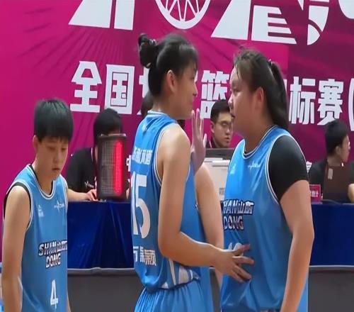 張子宇將退出WCBA，山東女籃戰(zhàn)四川陷入困境，侯冰能否妙手回春