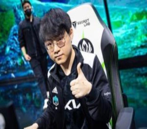 許哥是___SMK被Chovy無情暴虐四局作用甚微戰績合計101713！