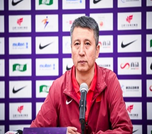 逃避容易面對很難，世預(yù)賽不是亞洲杯，楊瀚森真該回來了