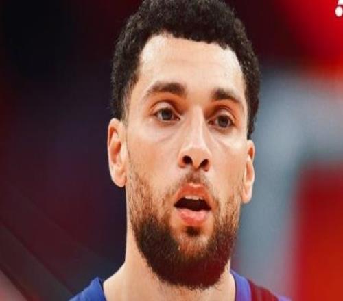 0分！被教練搞針對+被死敵偷襲！你見過這么慘的庫里