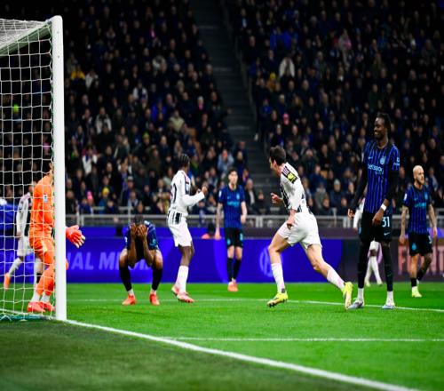 國家德比32劇情拉滿：烏龍+自我救贖紅牌絕殺6.7億豪門6連勝