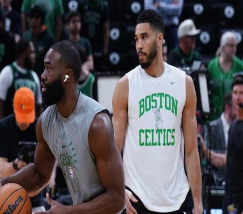 凱爾特人杰倫布朗談塔圖姆本賽季復出的可能性：狀態相當不錯