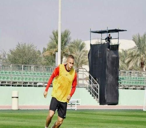 拜合拉木+賀一然無緣亞冠，成都指望海港阻擊韋世豪與韋林頓重疊