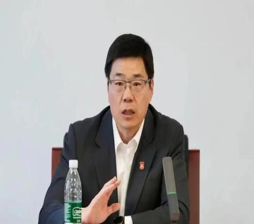 中國男籃到了最危險的時候其實，郭振明的仕途到了最危險的時候