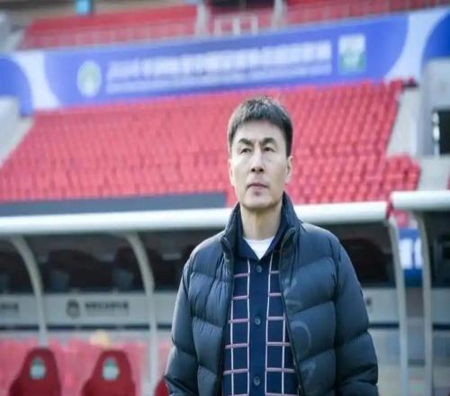 李瑋鋒：深圳健力寶奪冠時就欠薪領導喊我球霸梅西被推薦給權健