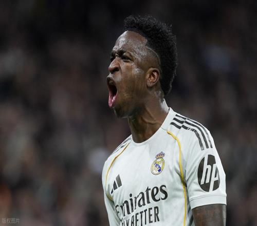 西甲最新積分戰(zhàn)報維尼修斯雙響進前十皇馬8連勝超巴薩登頂