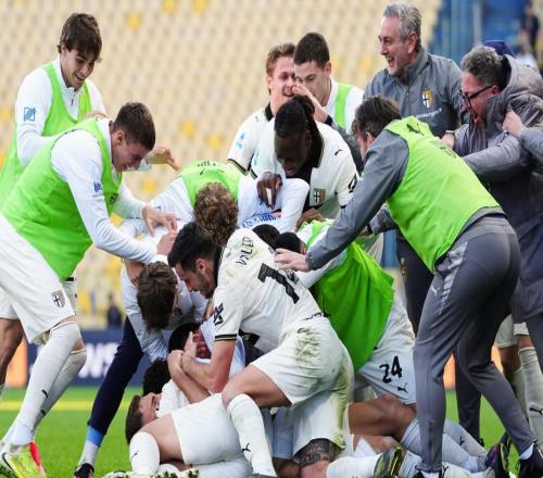 意甲最新積分戰報：帕爾馬補時絕殺，那不勒斯丟分，羅馬超越尤文