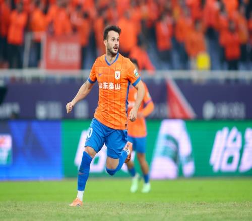 瓦科表示留在泰山是他的終極夢想去年那場大四喜讓他依然無法忘懷_中超直播