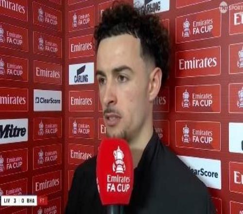 瓊斯：只要教練有需要，不管我踢哪個(gè)位置都會(huì)全力以赴