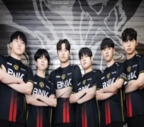 創(chuàng)造歷史，BFX建隊(duì)以來(lái)首次在BO5中擊敗T1