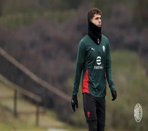 英媒丨阿森納曼聯熱刺均有意，米蘭標價