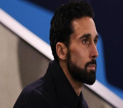 皇馬新帥有望轉正！41后西甲5場全勝+反超巴薩2分，奪冠或留下