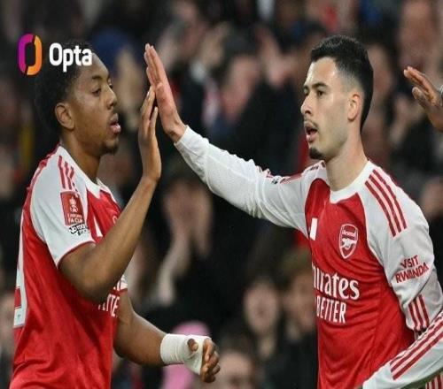 打花了，槍手成首支英超時代在足總杯前30分鐘攻入4球的球隊