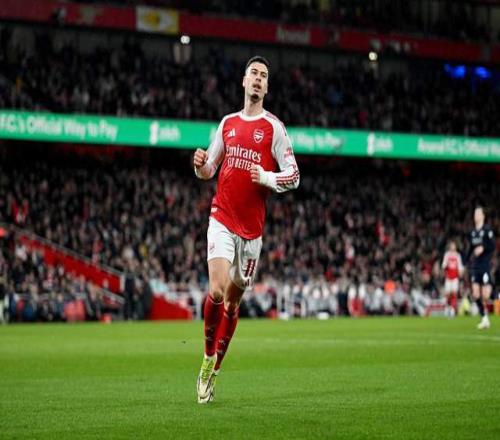 40！1.2億巨星輪休，埃澤助攻梅開二度，阿森納主場大勝晉級
