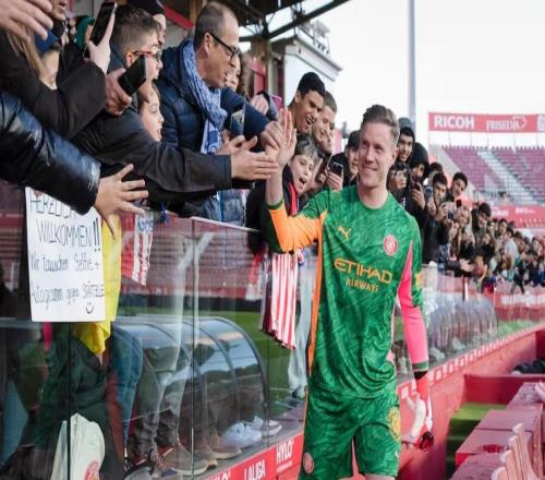 阿斯:巴薩今夏會(huì)為特獅尋找下家,但球員未表達(dá)出具體意愿