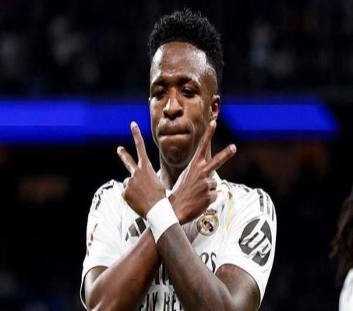 世體：維尼修斯的第一個(gè)點(diǎn)球有爭議，第二個(gè)是假摔