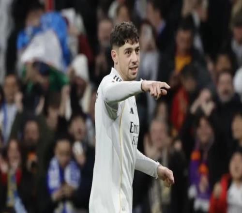 馬卡:右路三人組頻繁換位,阿韋洛亞成功激活巴爾韋德