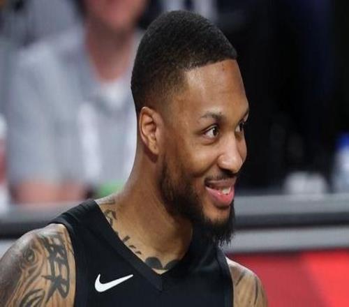 利拉德：目標(biāo)是奪冠不是抱著隨便打打的心態(tài)來(lái)的