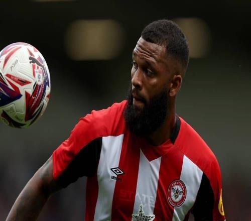 太牛了！一個賽季兩次當選英超月最佳，24歲“新蜂王”真是不好惹