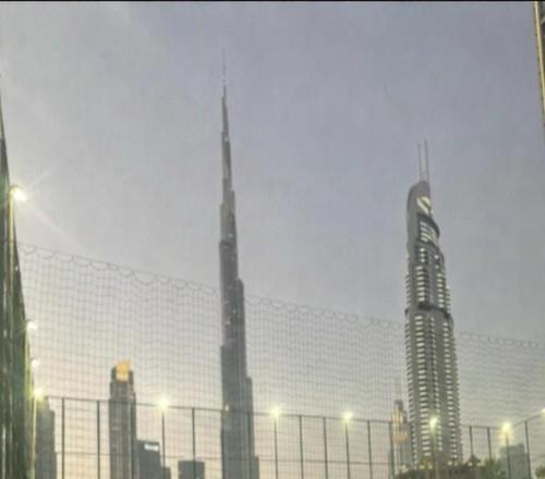 休假不休息，曼聯(lián)小將海文、約羅在迪拜一起加練