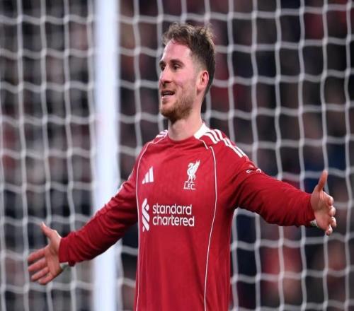 鏡報：曼聯考慮今夏追逐麥卡利斯特，球員存在轉會可能