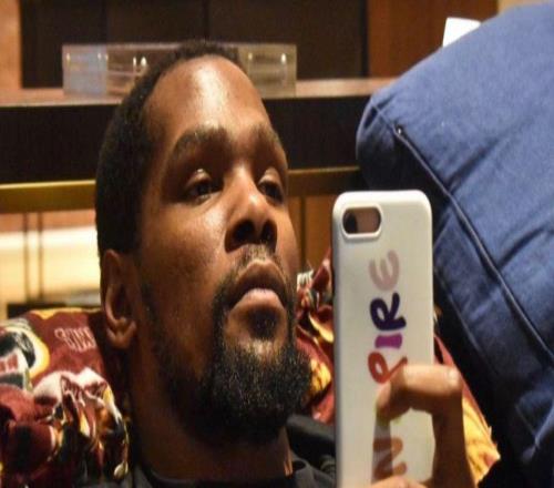 杜蘭特疑似小號引熱議！吐槽火箭和太陽隊友名嘴直言無風不起浪