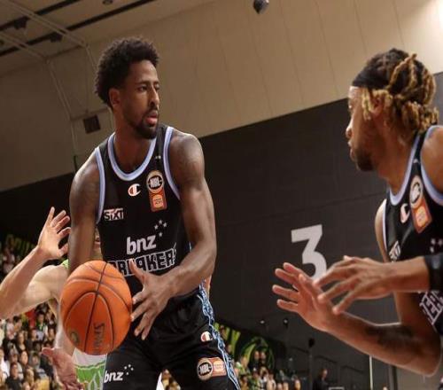 遼籃第二階段四外援敲定！兩大超級得分手馳援，洛佩斯要卷土重來