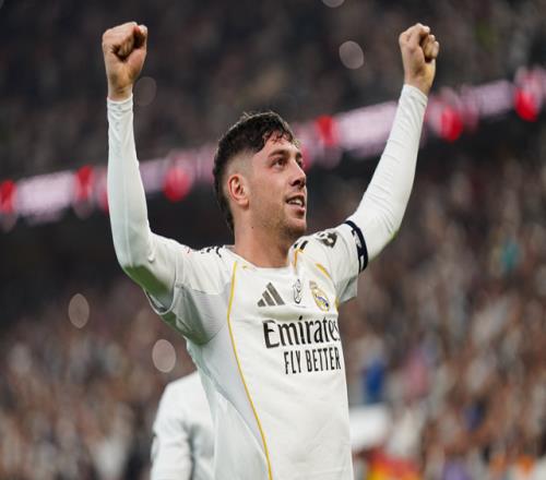 射入賽季第一個進球!皇馬隊長回歸了中場,可算找回了自己狀態