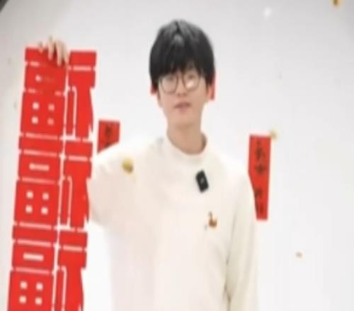 WBG發(fā)布選手視頻：丙午馬年第一天微博哥的接力祝福請查收！